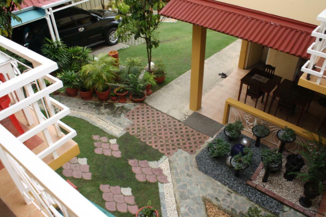 Oslob Malonzo Pension House ภายนอก รูปภาพ