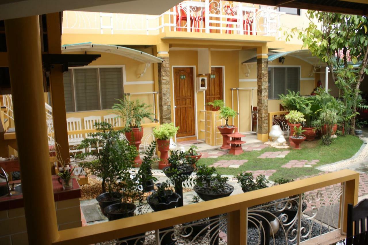 Oslob Malonzo Pension House ภายนอก รูปภาพ