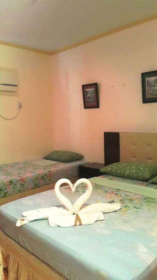 Oslob Malonzo Pension House ภายนอก รูปภาพ